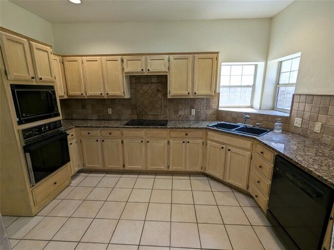 Building Photo - 7602 Mifflin Kenedy Ter