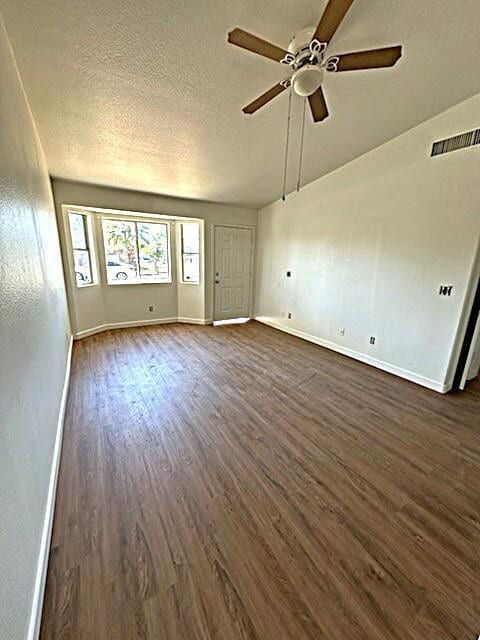 Building Photo - 1415 S 63rd Dr