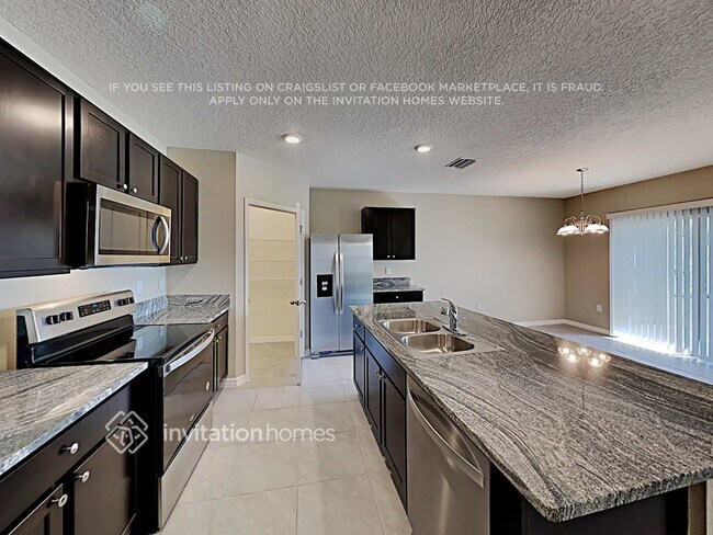 Building Photo - 34328 Jasper Stone Dr