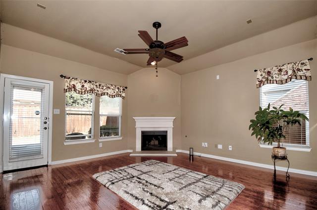 Building Photo - 10232 Benwick Dr