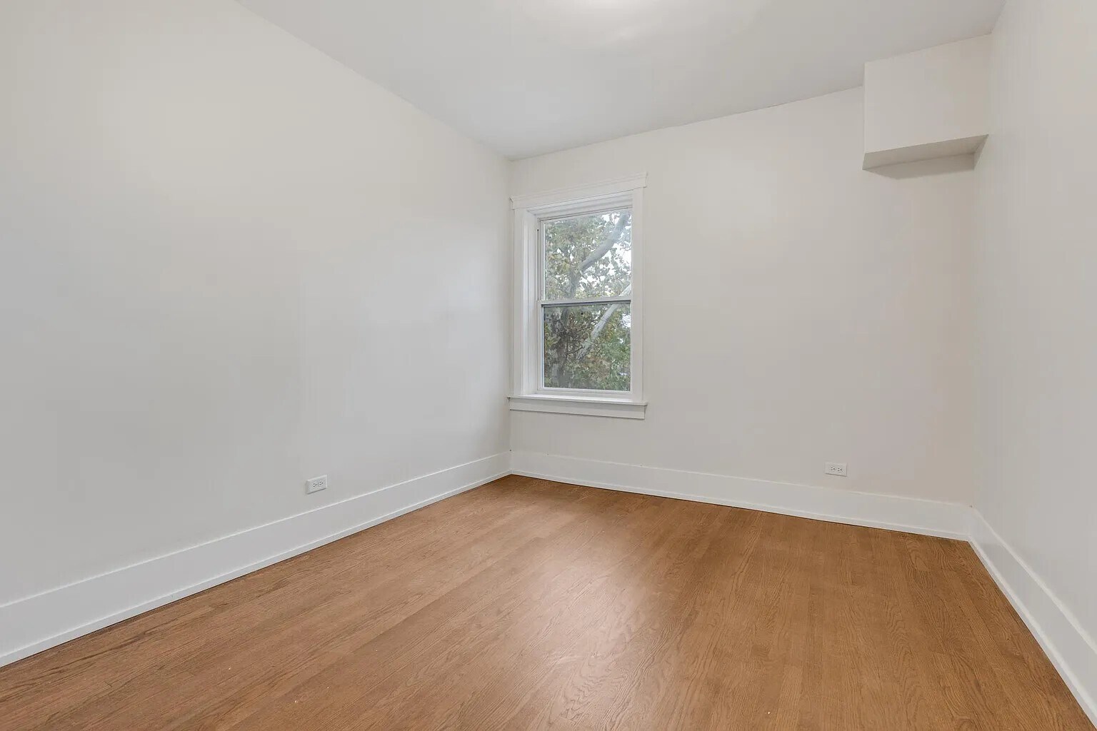 Building Photo - 6041 S Saint Lawrence Ave