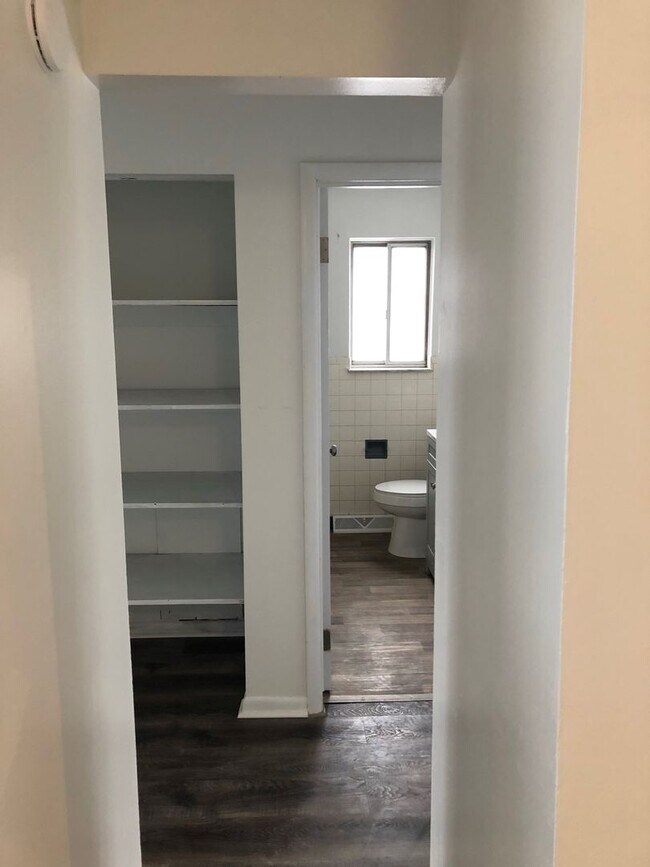 Building Photo - LMB-Stow Apts, LLC  for First Prop II..