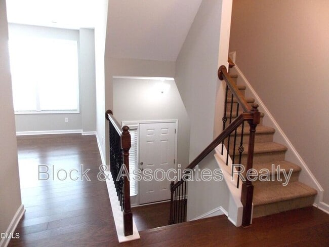 Building Photo - 603 Old Mill Village Dr