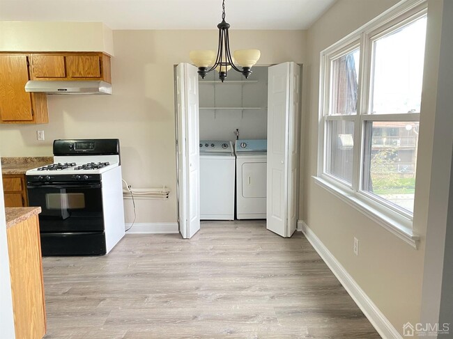 Building Photo - 1429 Raspberry Ct