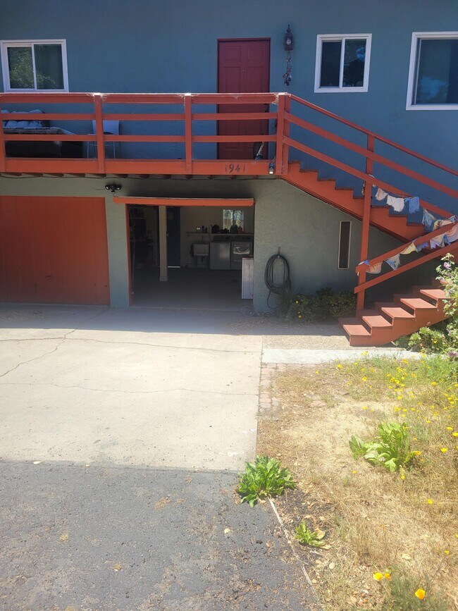 Building Photo - 1941 Nancy Ave