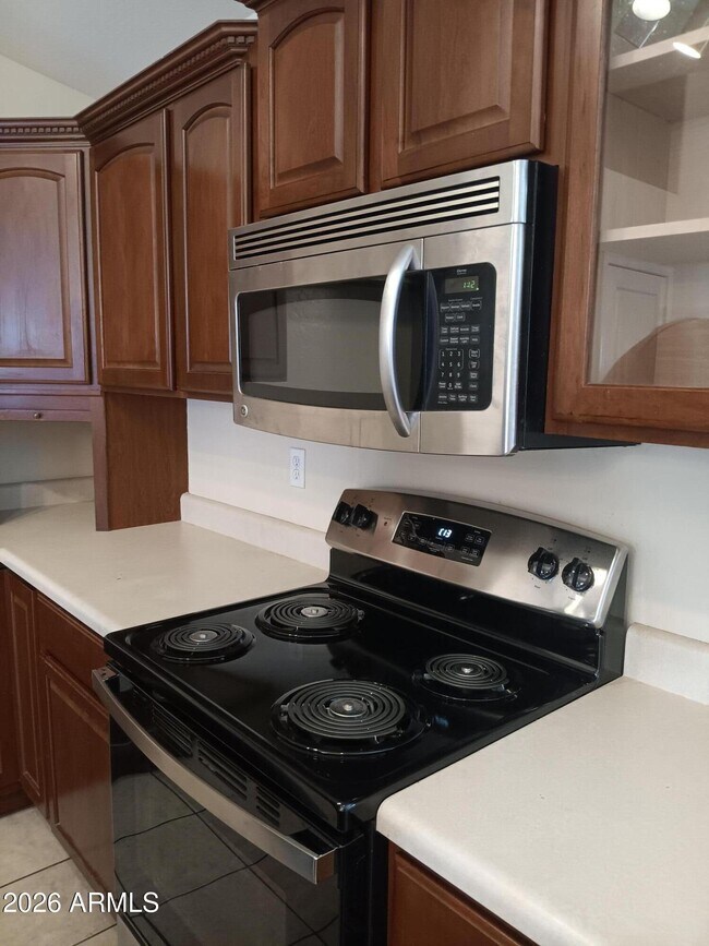 Building Photo - 8074 N 109th Dr