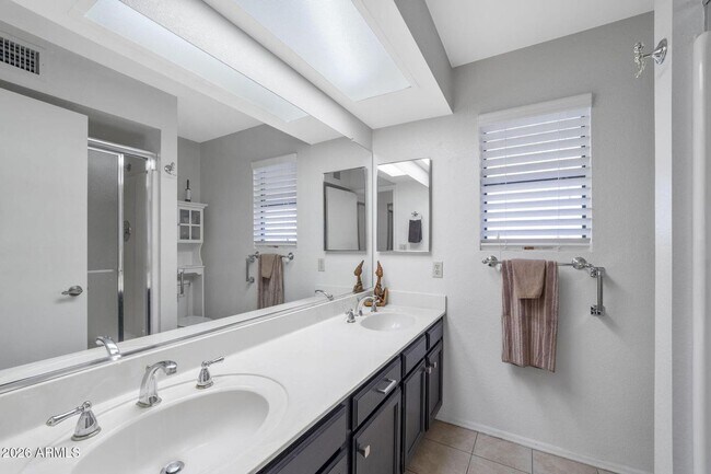 Building Photo - Discover comfortable living in this long term furnished or unfurnished home in Leisure World a 45...