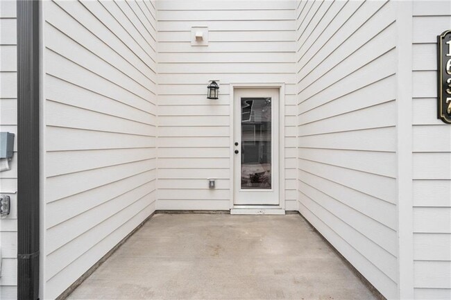 Building Photo - 1637 Winpost Ln NW