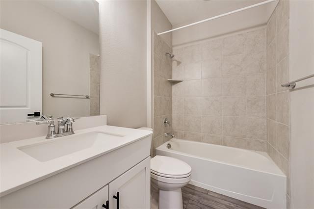 Building Photo - 1116 Rumble Dr