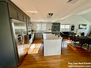 Building Photo - 3 Day Cir