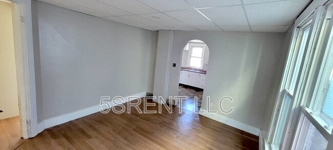 Building Photo - 534 Boone St