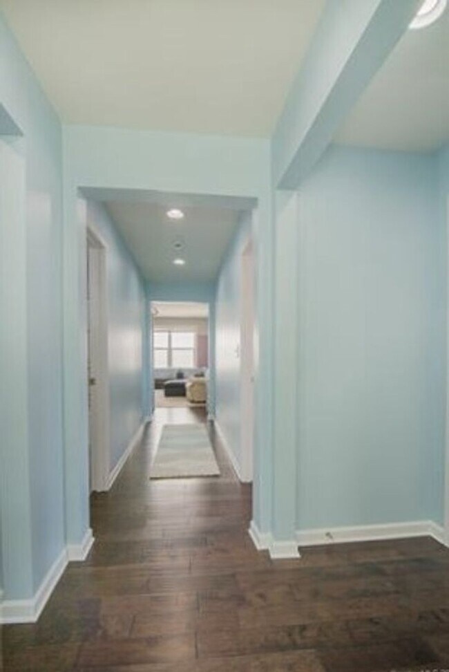 Building Photo - 2589 Shoal Park Rd
