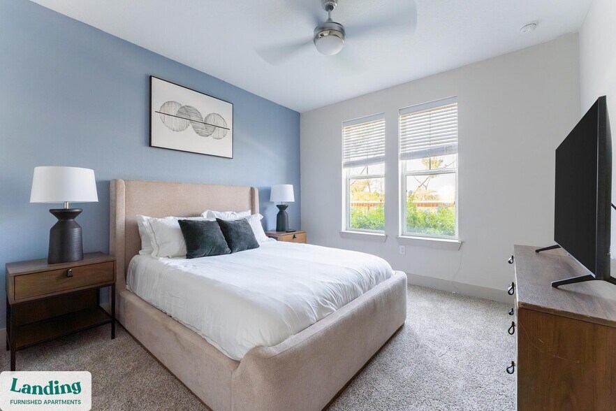 Building Photo - 655 W Marina Cove Dr