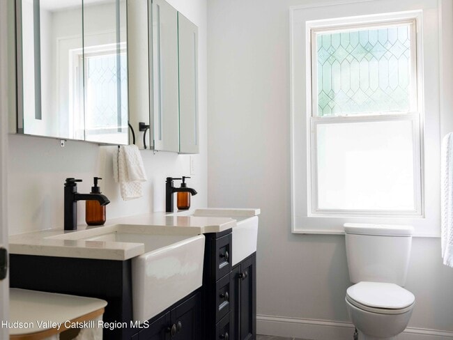 Building Photo - 159 Ketchamtown Rd