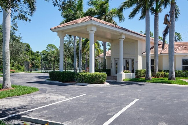 Building Photo - 11807 Bayport Ln