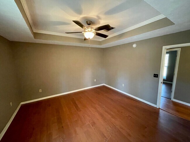 Building Photo - 3/2 For Rent in Madison