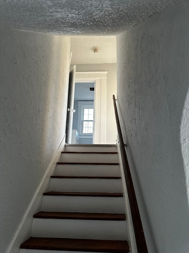 Building Photo - 222 S 13th St