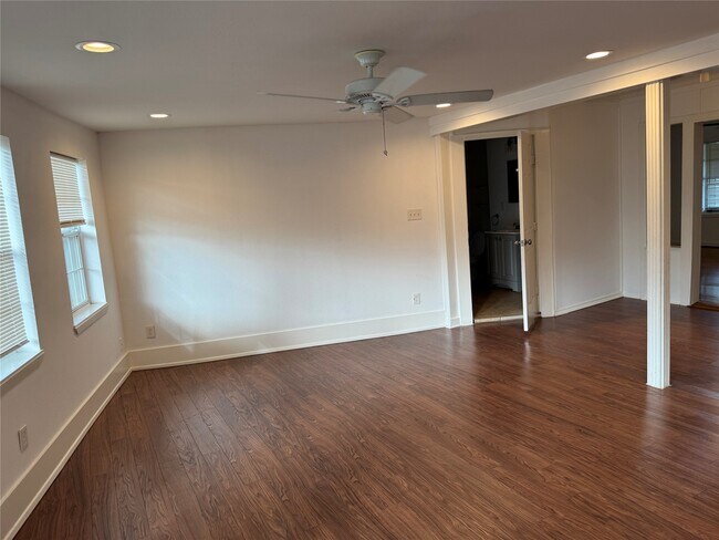 Building Photo - 6944 Burgess St