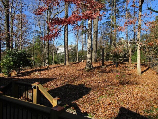 Building Photo - 1623 Rex Dr