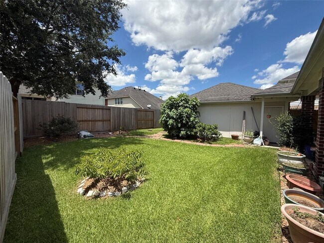Building Photo - 6018 Gablestone Ln