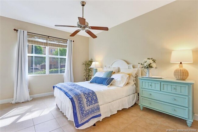 Building Photo - 203 Ocean Bay Dr