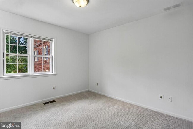 Building Photo - 4930 Bradley Blvd
