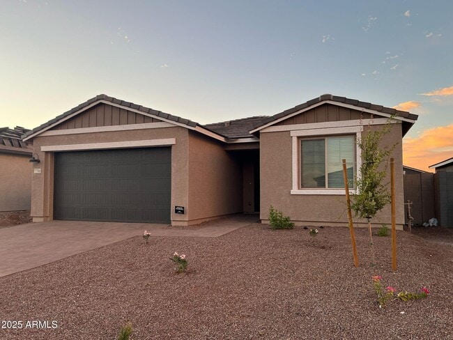 Building Photo - 7700 W Saddlehorn Rd