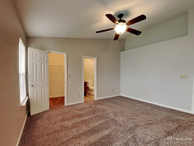 Building Photo - 1267 Niagara Ln