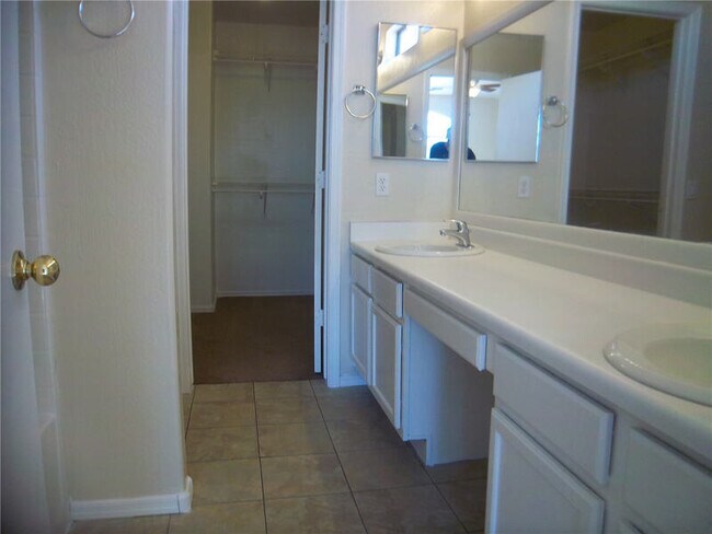 Building Photo - 16090 W Larkspur Dr