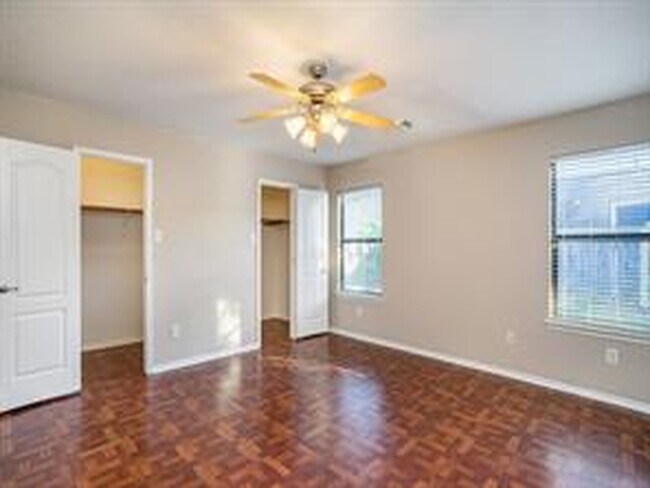Building Photo - 12115 Country Orchard Ln