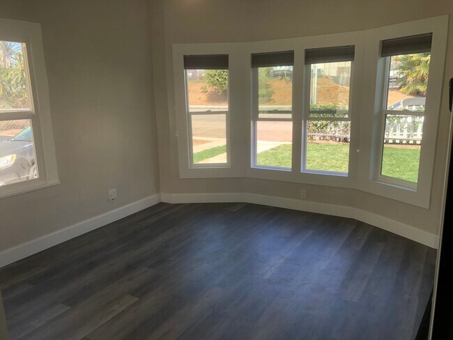 Building Photo - NEW! Fully Remodeled 1BR – Walk to Oceanside Beach