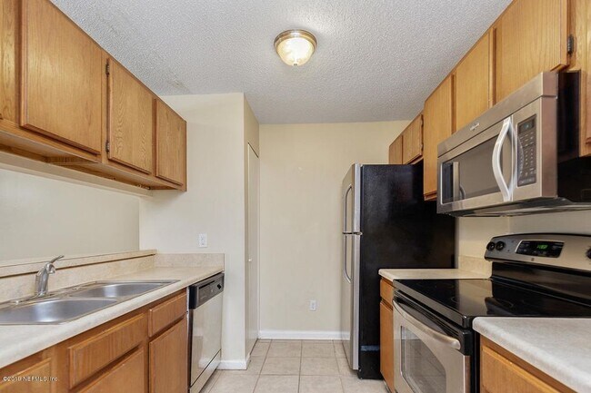 Building Photo - 3270 Ricky Dr