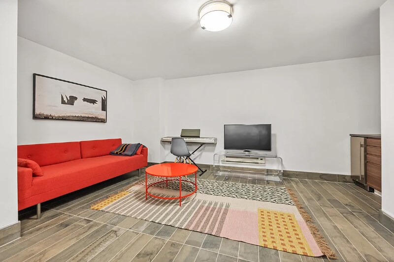 Building Photo - 71 Greene Ave