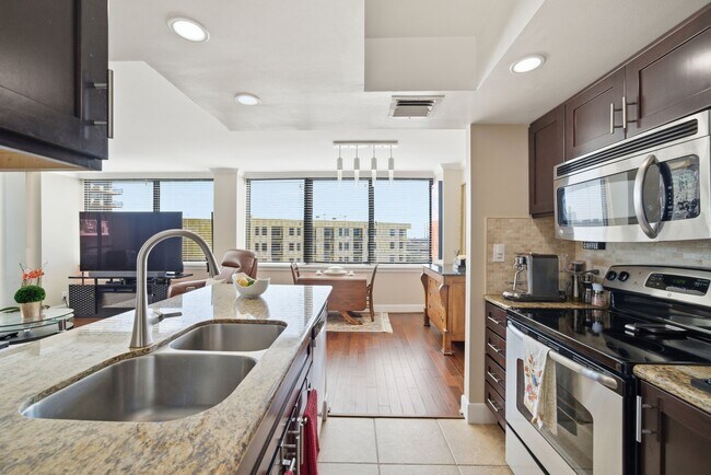 Building Photo - 3525 Sage Rd