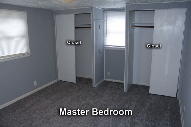Building Photo - 2 bed 1 bath home with garage
