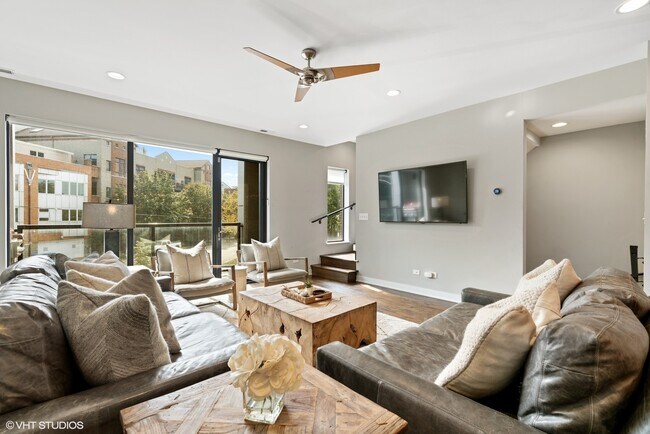 Building Photo - 1749 N Winnebago Ave