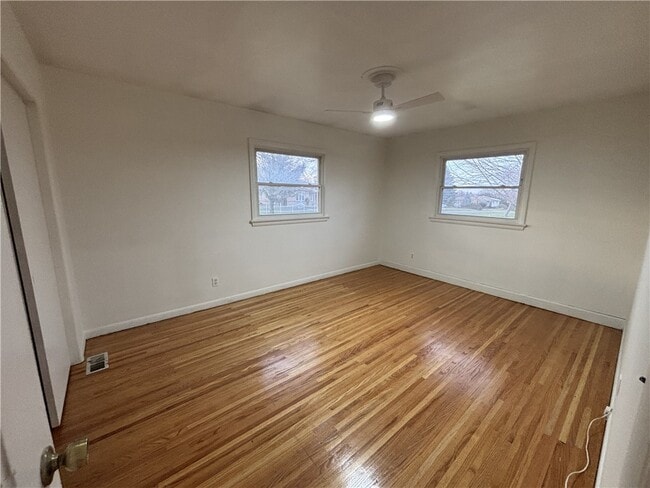 Building Photo - 213 Governor Terrace