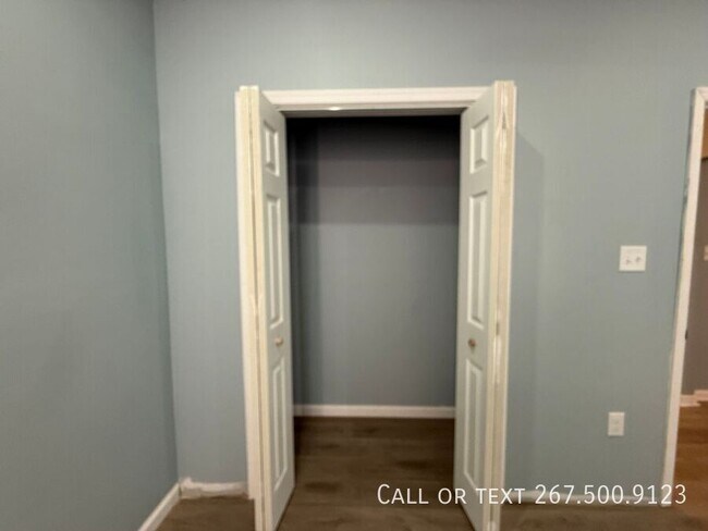 Building Photo - 6024 Christian St