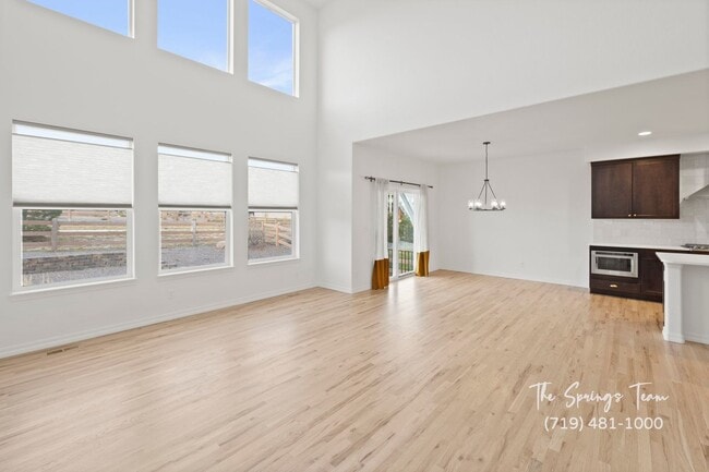 Building Photo - Luxury 5-Bedroom Home in the Award-Winning...