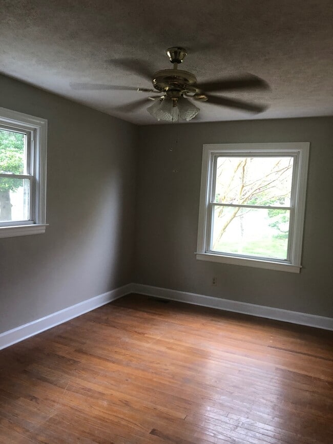 Building Photo - Great 3 bedroom in Potter Gray school district!