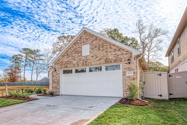 Building Photo - 40712 Guillemont Ln