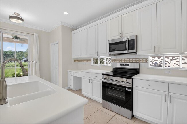 Building Photo - 7700 Monarch Ct