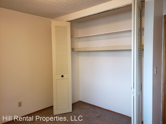 Building Photo - 2 br, 1 bath Apartment - 115 S Lilly Street