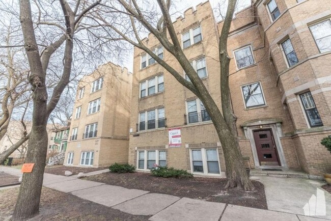 Building Photo - 2 bedroom in Chicago IL 60626