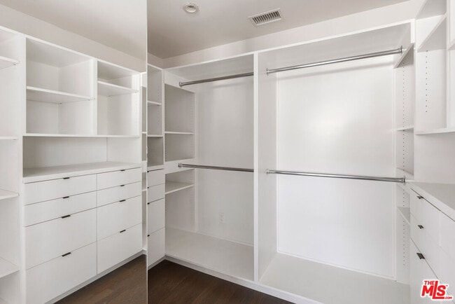 Building Photo - 4525 Melbourne Ave