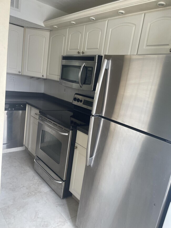 Building Photo - 55 Needle Blvd