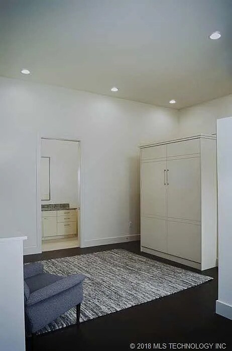 Building Photo - 108 S Boulder Ave