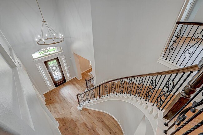 Building Photo - 21102 W Kelsey Creek Trail