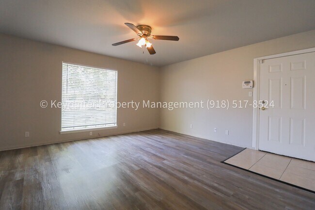 Building Photo - 4318 E 67th St
