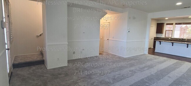 Building Photo - 2008 Montilla St